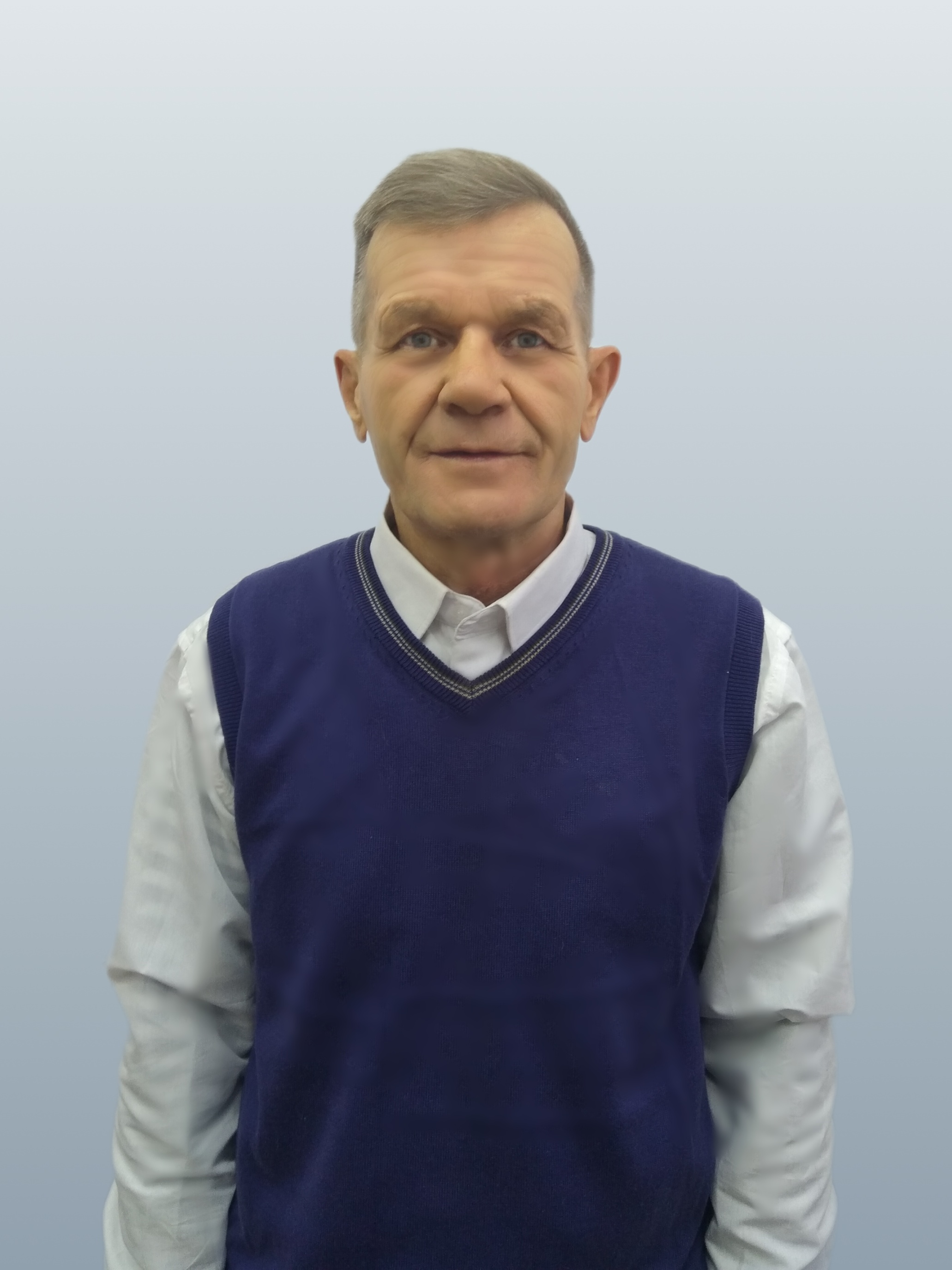 Сотников Василий Николаевич.